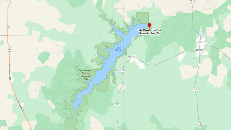 Lake Meredith one of Texas lakes and good for water skiing