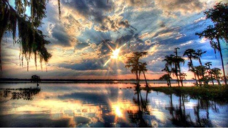 Palestine Lake photo