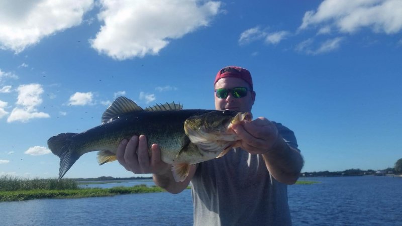 Beautiful Day Lake Toho Florida Bass Fishing