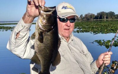 Tom and Larry Fight the St Johns River for Largemouth Bass