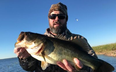 All Day Florida Fishing for Lake Okeechobee Largemouth Bass