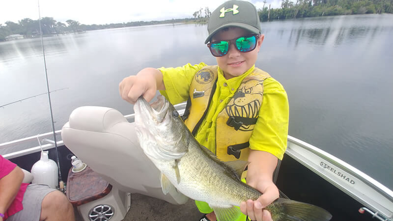 Family Florida Pontoon Charters for Central Florida Largemouth Bass 2 Family Florida Pontoon Charters 1