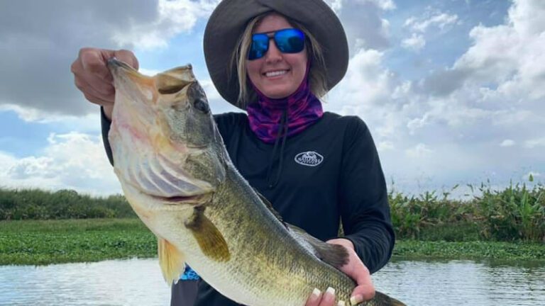 Female Okeechobee Bass Fishing