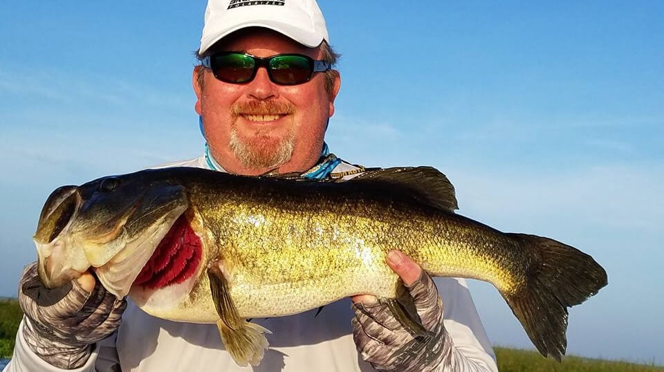 Howey in the hills largemouth bass fishing