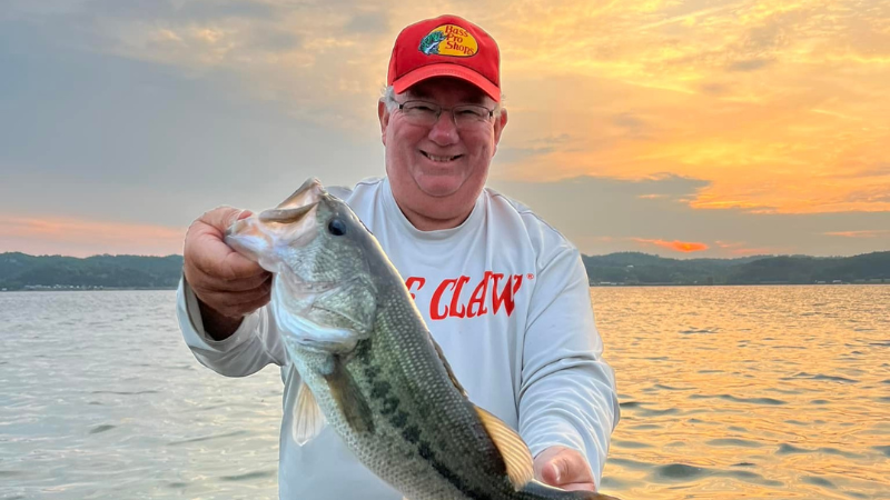 Capt Eric Stong Harris Chain